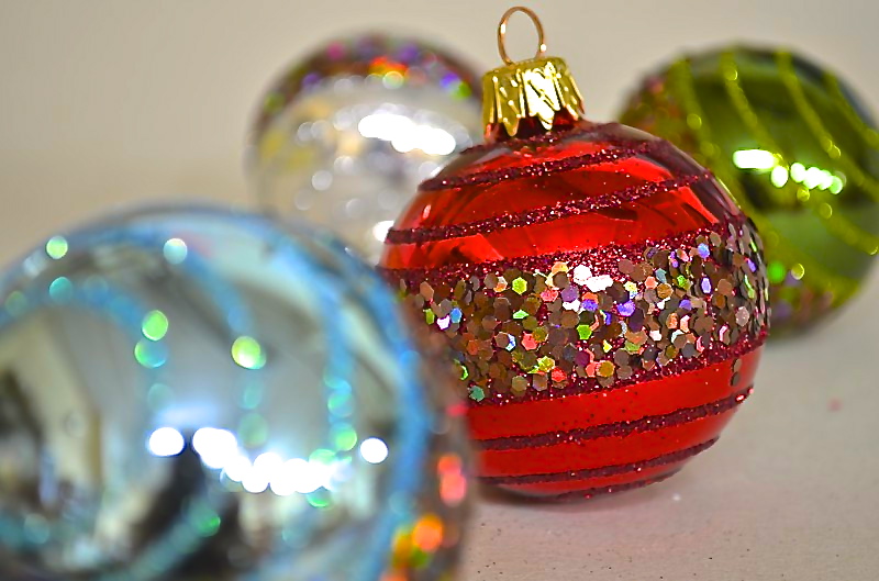 stikla eglīšu rotājumi baubles rotājumi ražotājs Polija