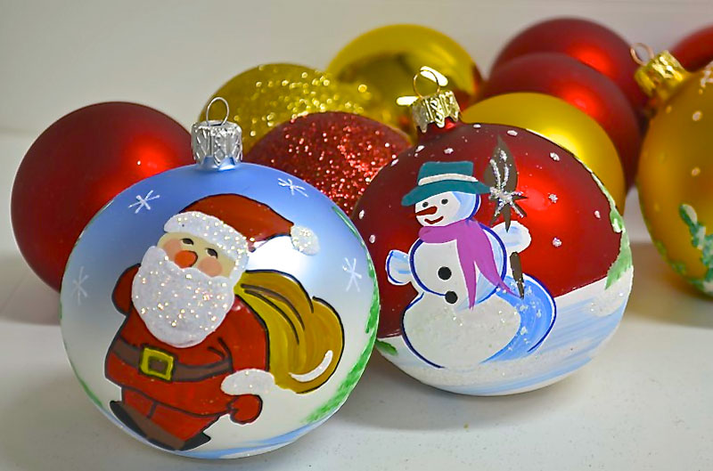 stikla eglīšu rotājumi baubles rotājumi ražotājs Polija